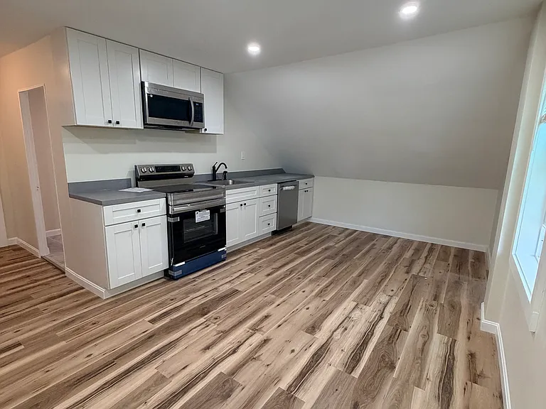 14-18 Church St #14 — Photo 1