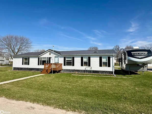 202 E Weissenburger St, Laurel, IA 50141