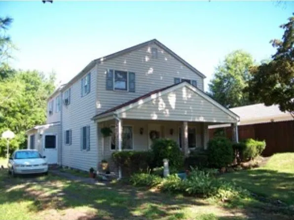 124 Rattlesnake Hill Rd, Boyertown, PA 19512