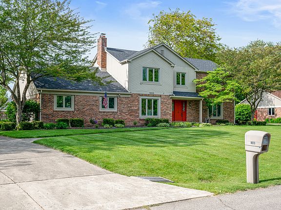 2nd image of 1803 Mimosa Ln