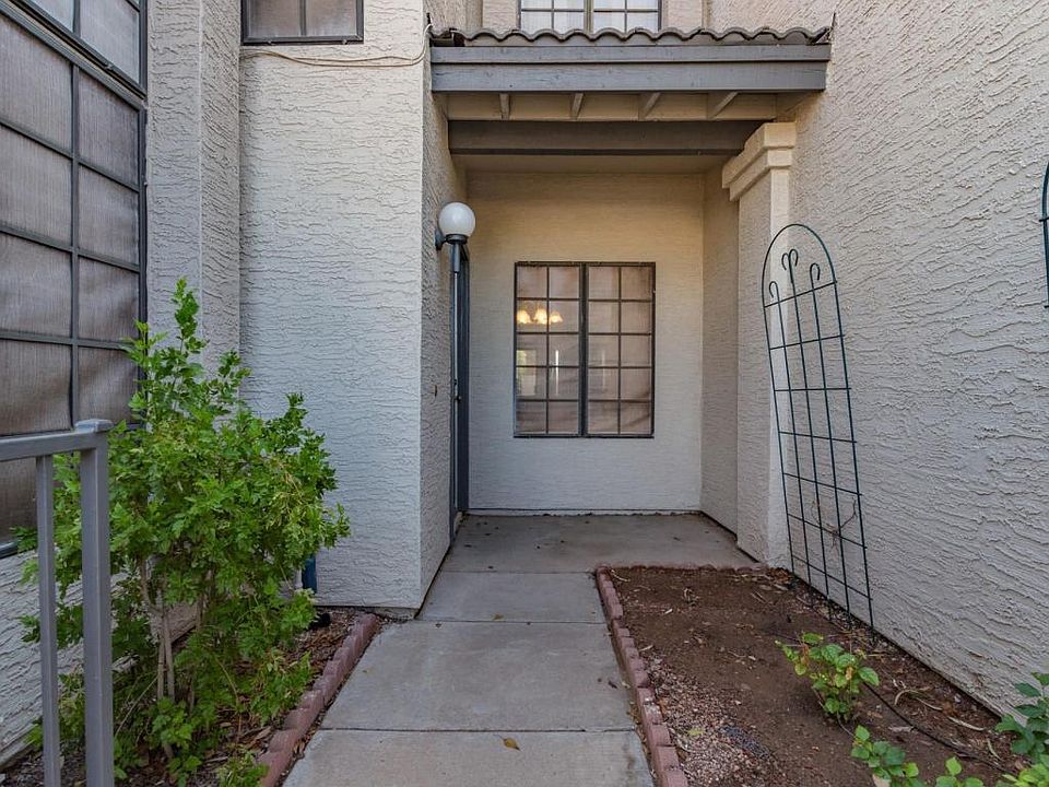1st image of 1718 S Longmore St #24