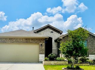 329 Roundstone Rd, Haslet, TX 76052