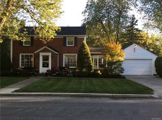 385 Mount Vernon Rd, Amherst, NY 14226