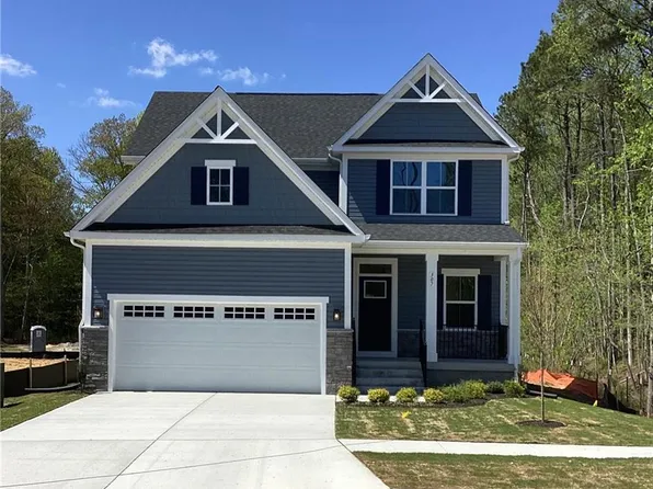 307 Legacy Blvd, Poquoson, VA 23662