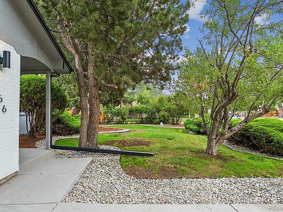 3rd image of 8656 W 84th Circle