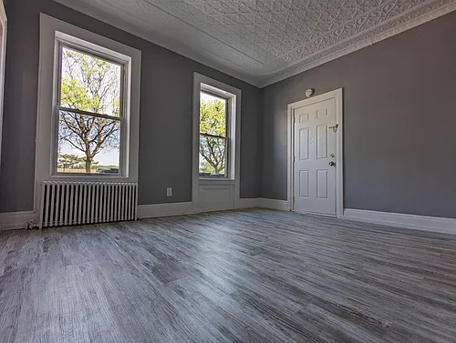 1273 Broadway Photo 1
