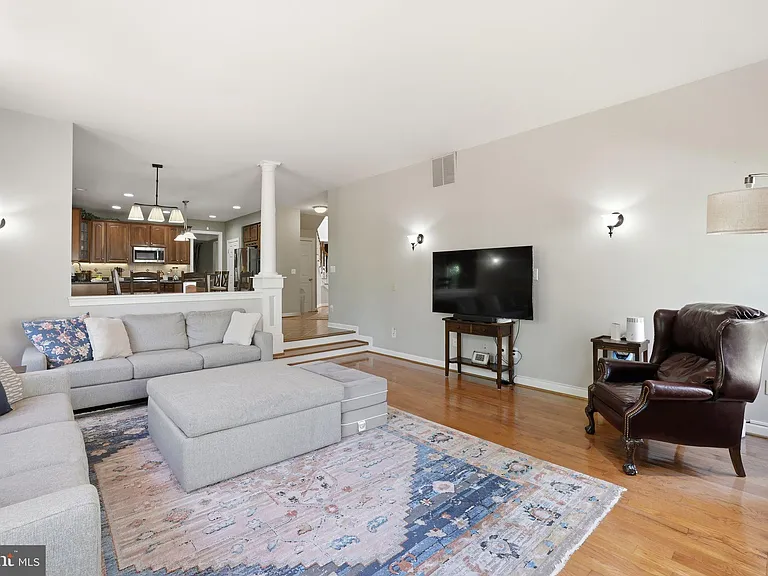 5767 Bush Hill Dr — Photo 27