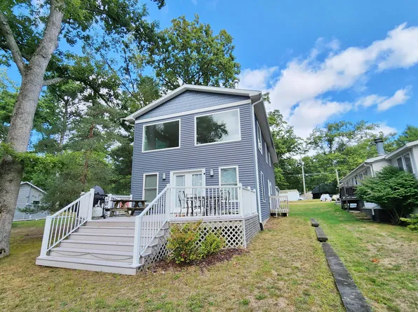 908 W Oak St, Bitely, MI 49309