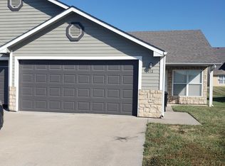 1113 Diamond Head Rd, Ottawa, KS 66067