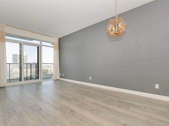 2nd image of 65 Oneida Cres #404