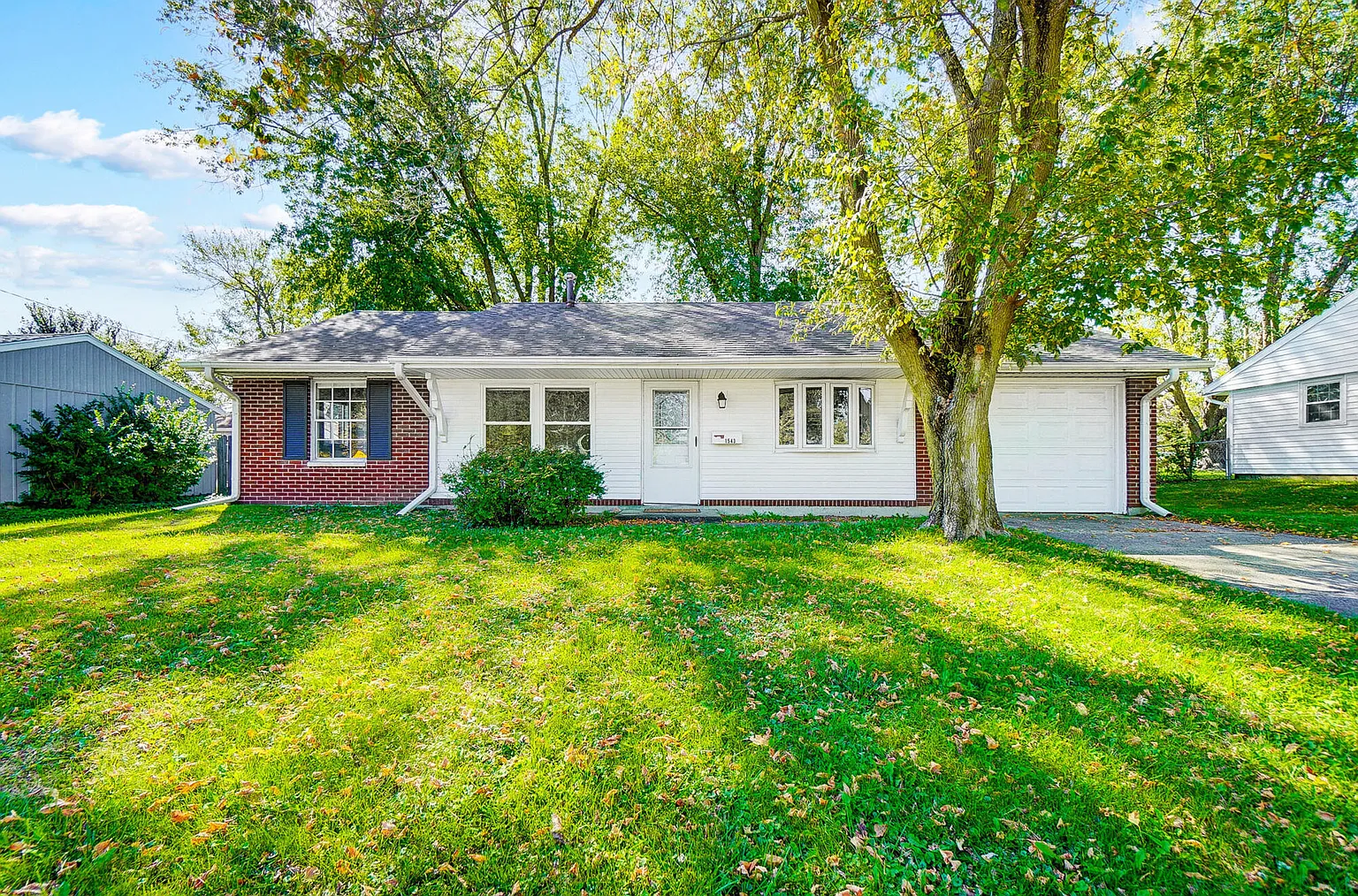 1543 Providence Ave photo 1