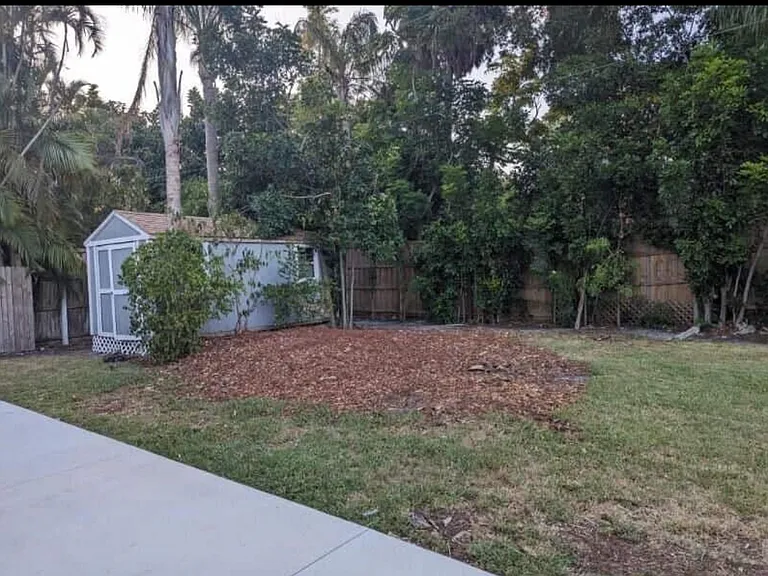 1625 Livingstone St — Photo 15