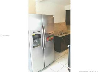 346 86th St APT 2, Miami Beach, FL 33141