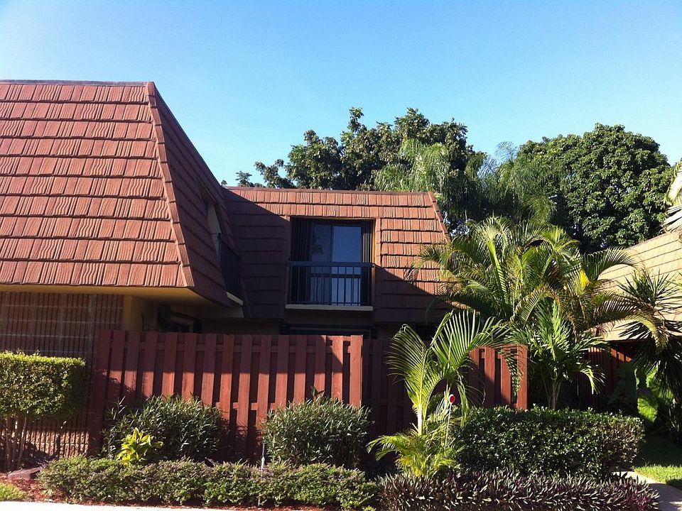 Exterior View - Bright & Sunny