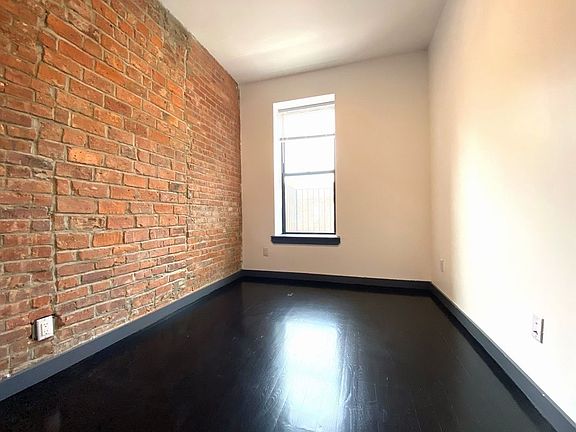 5th image of 328 Eldert St #2AA