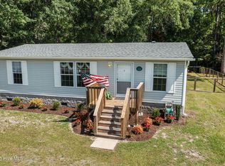 306 Rattan St, Newport, NC 28570