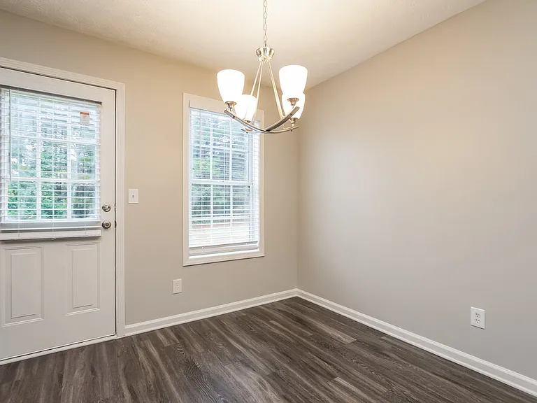 3391 Kittery Dr — Photo 7