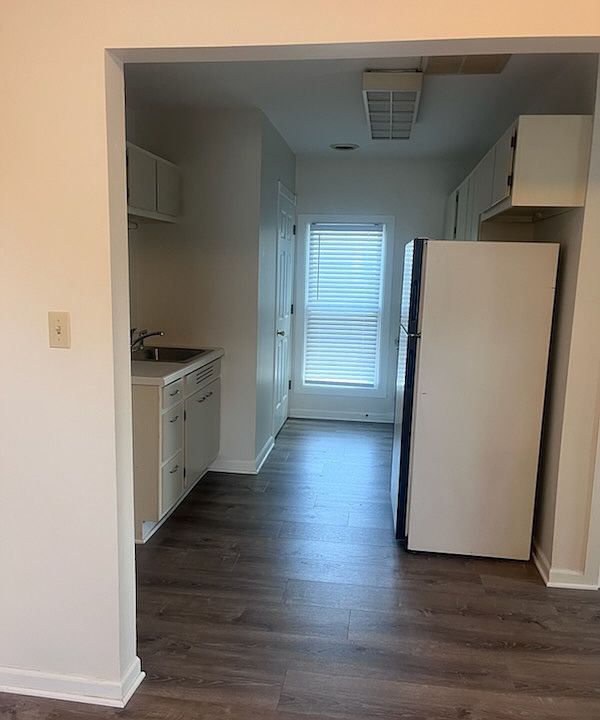 Kitchen and laundry