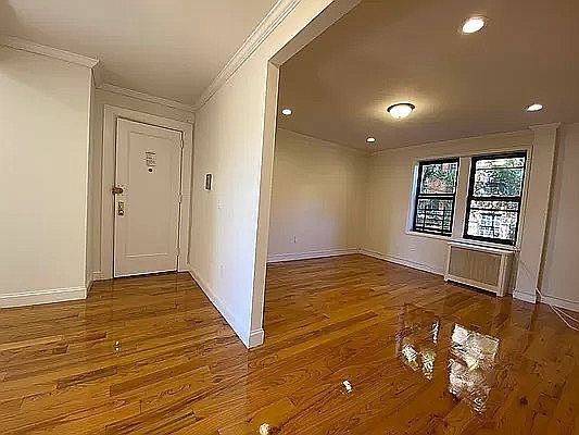 5th image of 6850 Burns St APT F2