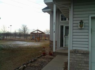 15929 Hyland Pointe Ct, Apple Valley, MN 55124