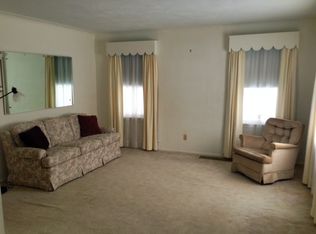 1751 Heatherdowns Blvd, Toledo, OH 43614