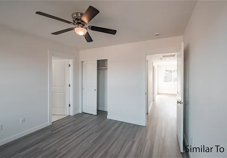 2488-2490 Roll Tide Ct — Photo 9