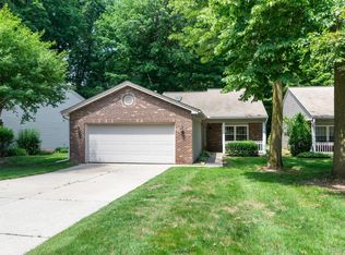 39340 Armstrong Ln, Westland, MI 48185
