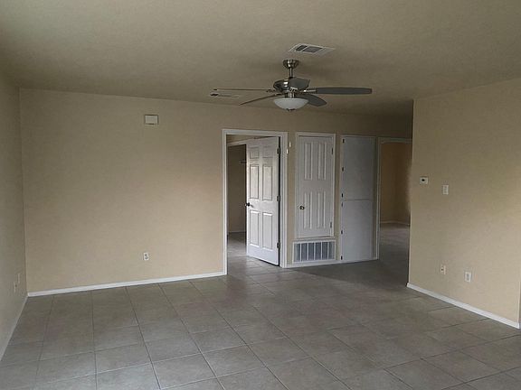 2nd image of 515 Conder St #A