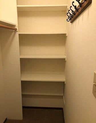 5th image of 2001 Parrott Dr #2