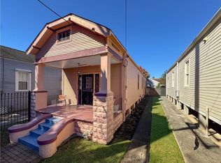 1434 Cambronne St, New Orleans, LA 70118