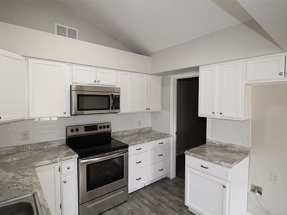 2nd image of 22 Natalie Ln