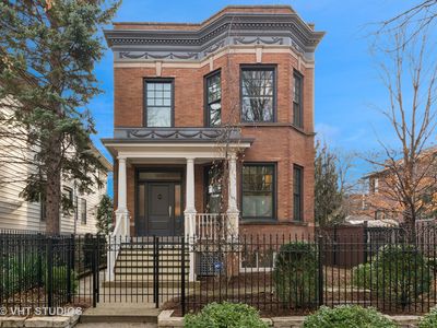 3521 N Bosworth Ave, Chicago, IL, 60657