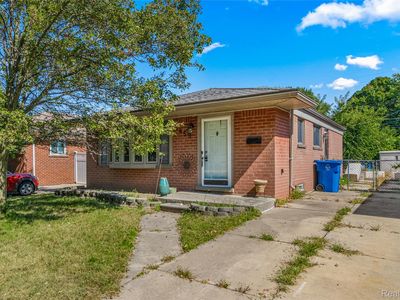 4459 McKinley St, Dearborn Heights, MI, 48125