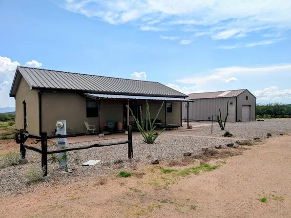 10500 N Cowboy Pass, Elfrida, AZ 85610