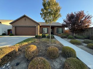 5905 Hatchville Ave, Bakersfield, CA 93313