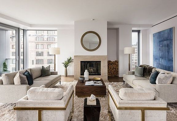 3rd image of 180 Avenue Of The Americas