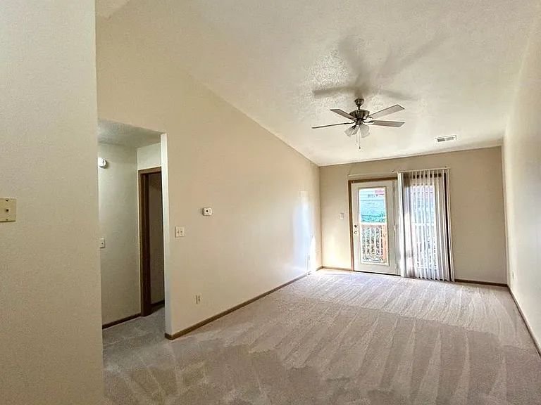 The Gables Apartments — Photo 19