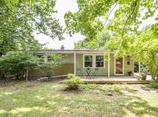 1411 Saunders Cres, Ann Arbor, MI 48103