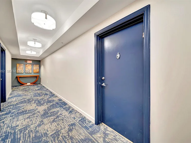 401 SW 4th Ave #203 — Photo 16