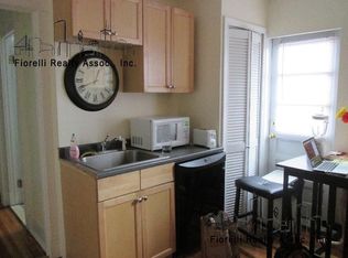 228 Hanover St #25, Boston, MA 02113