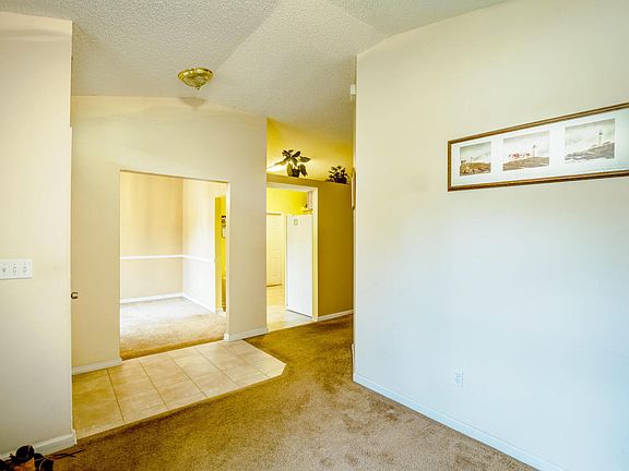 3rd image of 8494 Starbrite Ct