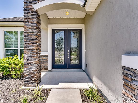 2nd image of 1481 Autumn Pines Dr
