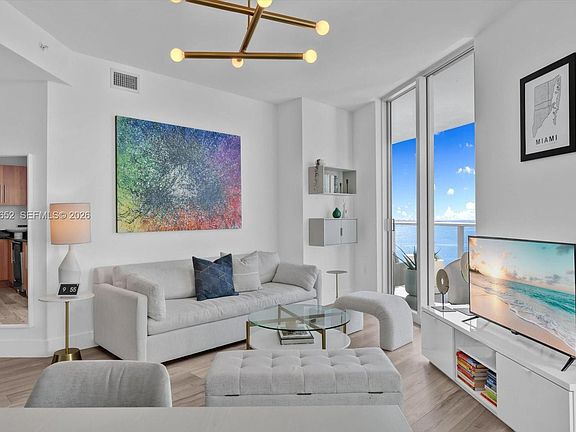 3rd image of 300 S Biscayne Blvd #T-1708