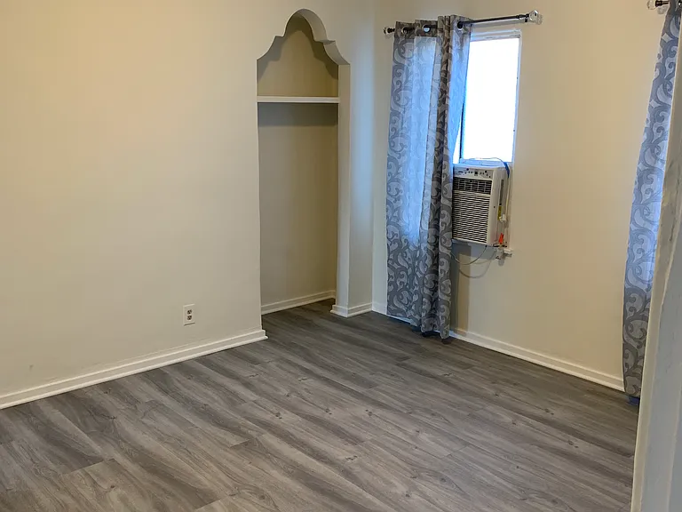 621 N Coronado St — Photo 6