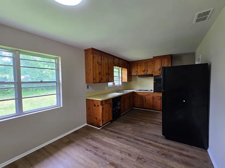 10 Lindsey Dr NW — Photo 3