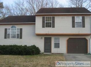 413 Bishop St, Chesapeake, VA 23323