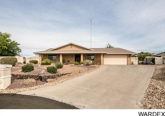 1st image of 3619 Yucca Ln