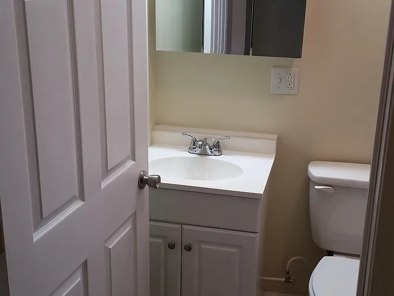 113 Dell St #2 — Photo 6