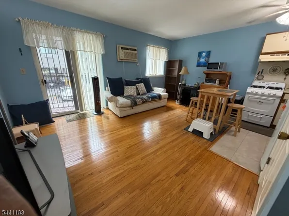 353 Marshall St #2C, Paterson City, NJ 07503