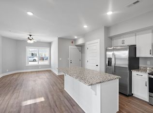 Academy Ave - 330, Clarksville, TN 37040